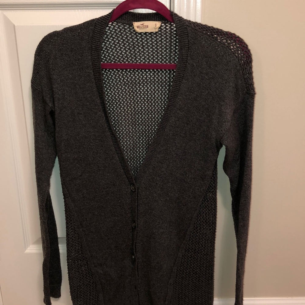 GREY HOLLISTER CARDIGAN
